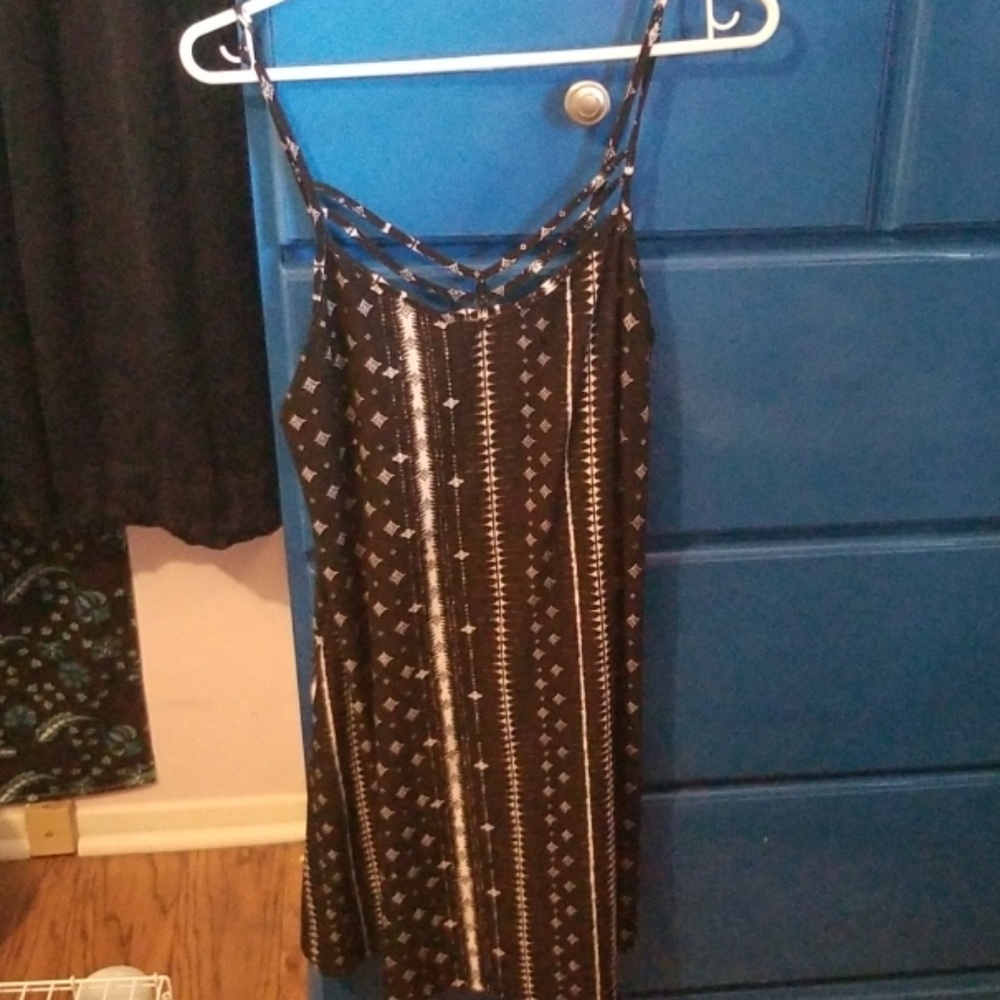 3/$18! Black and White Pattern Dress
